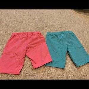 Hanna Andersson girls shorts. Pink and blue. Size 130.